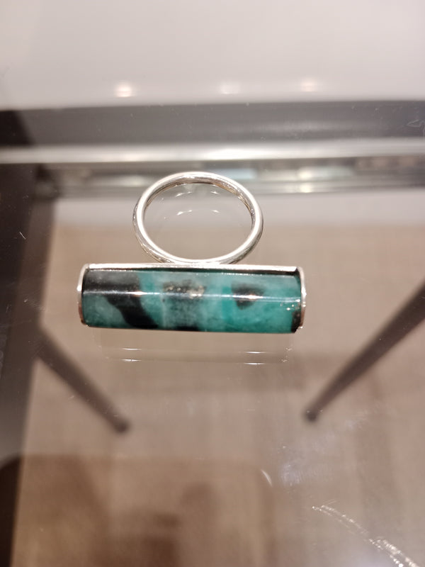 Anillo Cilindro de esmeralda